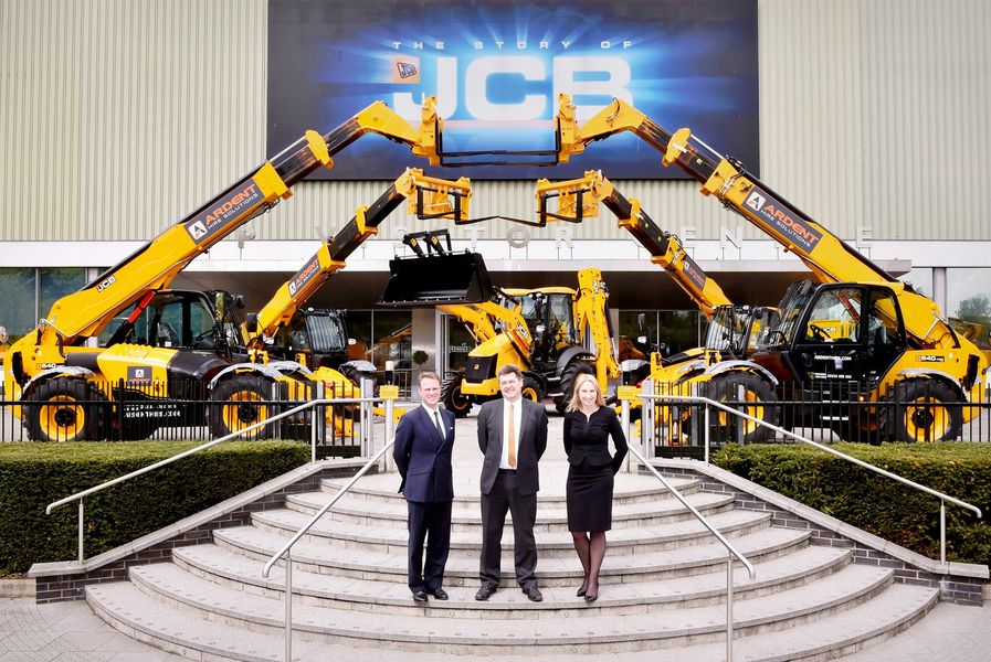 JCB又获单笔7500万英镑伸缩臂叉车订单