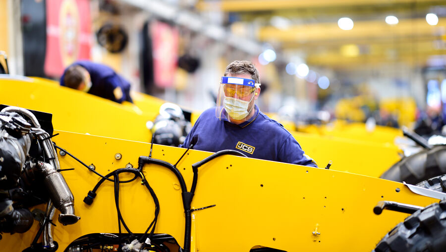 COMPREHENSIVE SAFETY MEASURES UNVEILED AS JCB PRODUCTION RESUMES.jpg